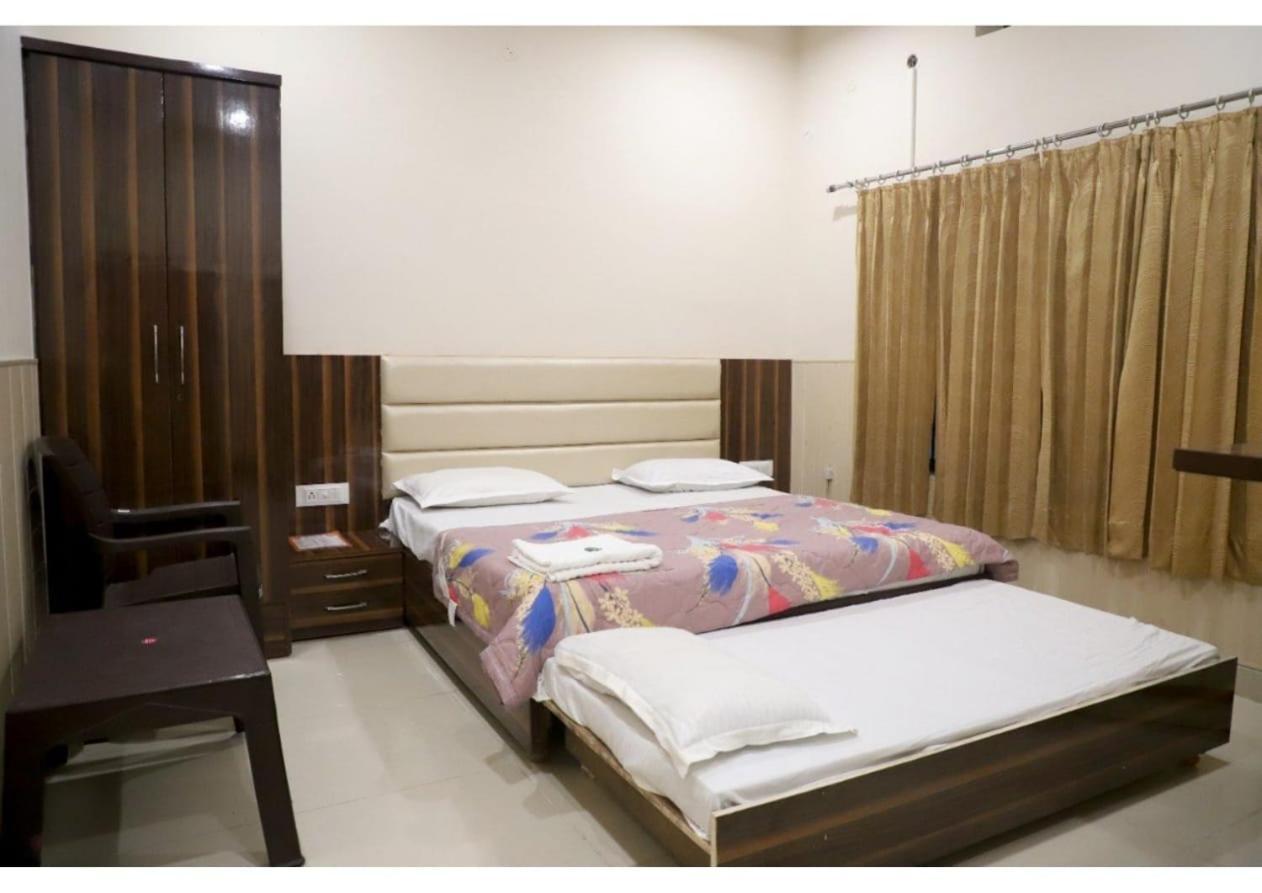Rk Lodge Amritsar Exterior foto
