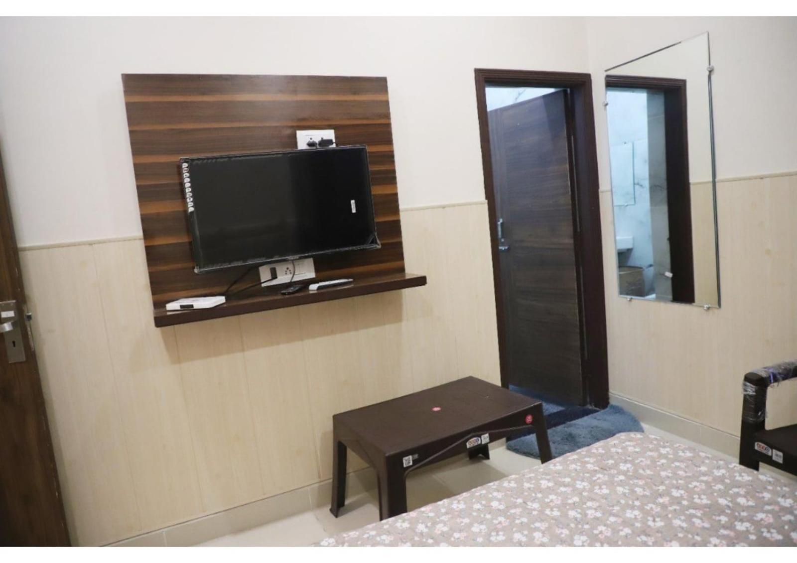 Rk Lodge Amritsar Exterior foto